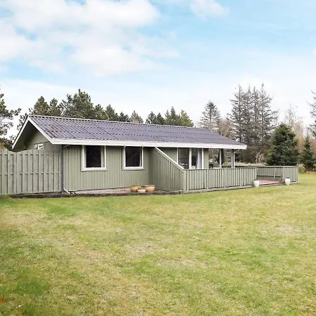 5 Person In Jerup-by Traum Jerup